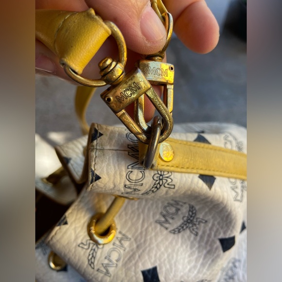 MCM Visetos Bucket Sling Bag - Picture 6 of 9